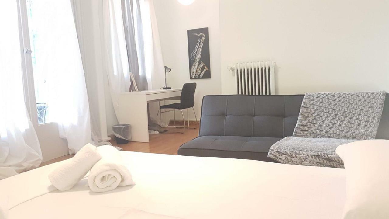 Violet Errathens Apartment - Athens Center, 7 Bd, 3 Bath Exterior foto