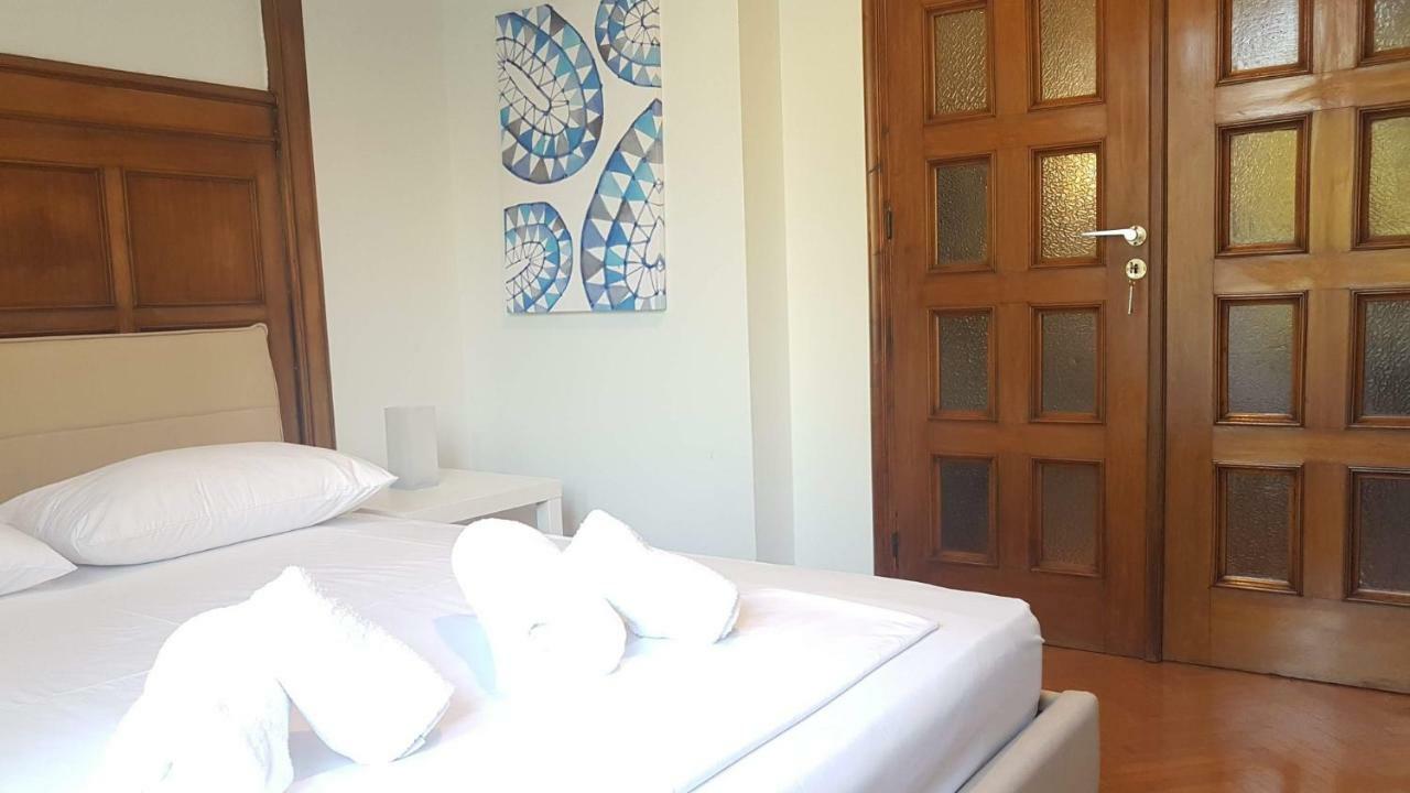 Violet Errathens Apartment - Athens Center, 7 Bd, 3 Bath Exterior foto