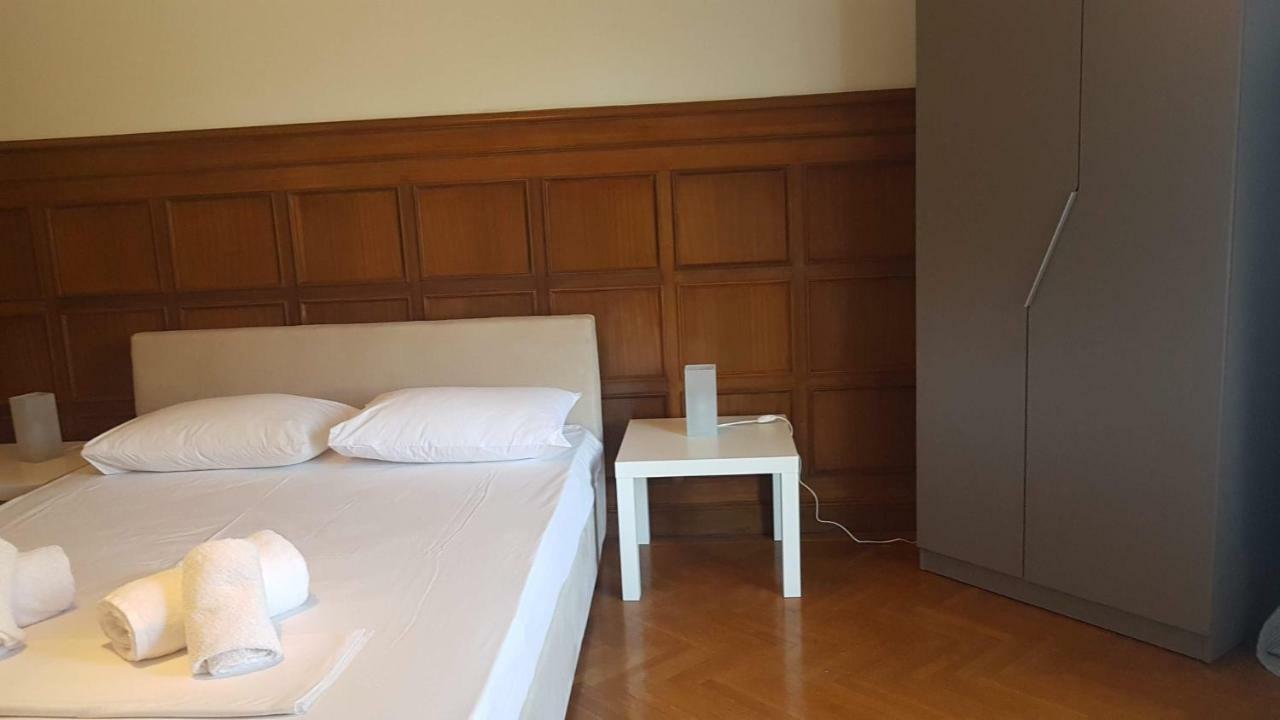 Violet Errathens Apartment - Athens Center, 7 Bd, 3 Bath Exterior foto